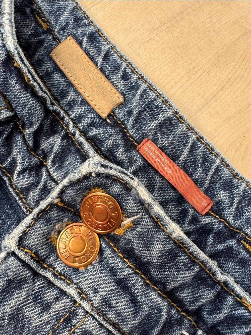 Pilcro Relaxed distressed Carpenter Jeans - Blue Denim Women’s - Picture 8 of 9